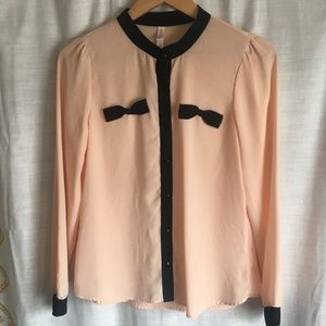 Button-up blouse
